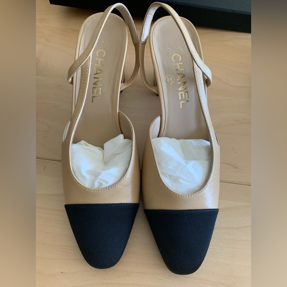 Chanel slingback pumps - Picture 2 of 12
